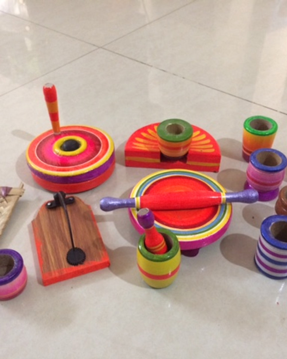 Bhatukli or Kitchen set